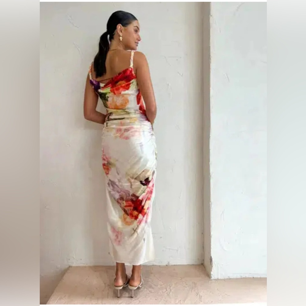 Leo Lin Elegant Multicolor Draped Women's Dress - Picture 4 of 7